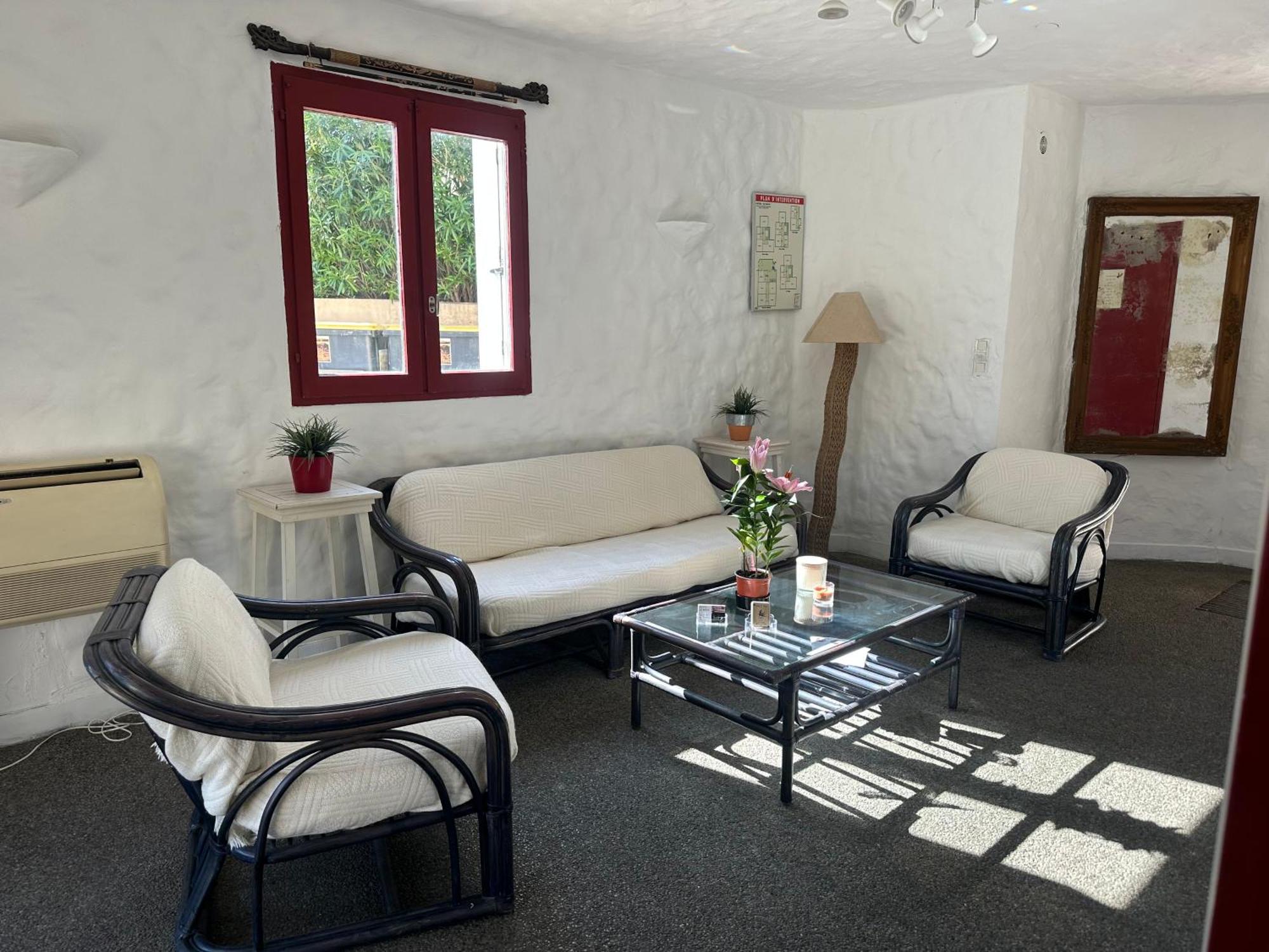 Hotel Maya Cavalaire-sur-Mer Kültér fotó